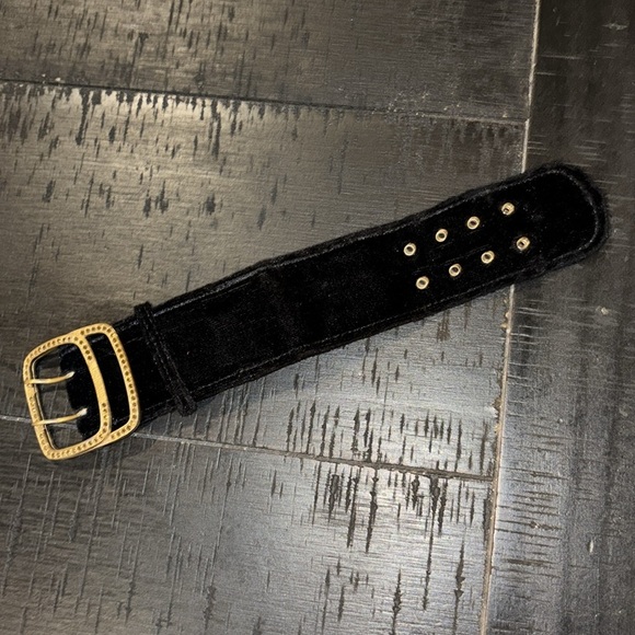 Black Velvet Belt with Gold Rhinestone Buckle Bracelet - Picture 3 of 7